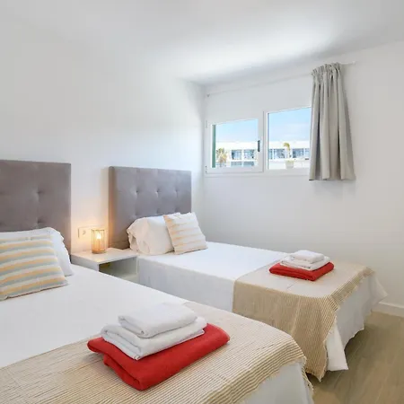 Casa El Volcan De Masdache, - Playa Chica Puerto del Carmen (Lanzarote)